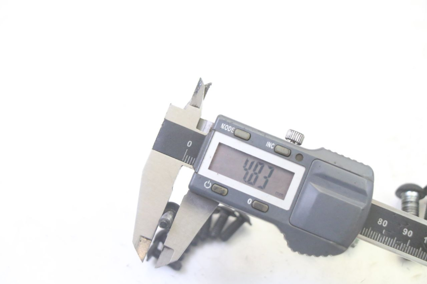 photo de VIS DISQUE DE FREIN PEUGEOT SATELIS 125 (2013 - 2018)