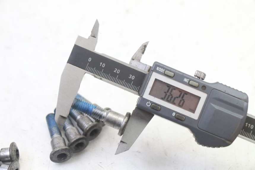 photo de VIS DISQUE DE FREIN SUZUKI SV S 650 (2003 - 2009)