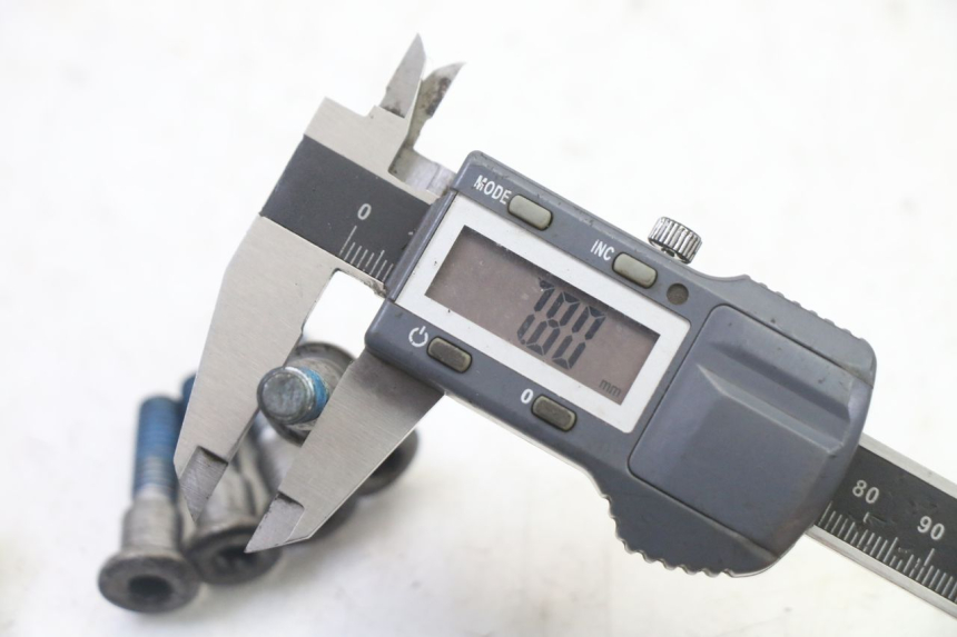 photo de VIS DISQUE DE FREIN SUZUKI SV S 650 (2003 - 2009)