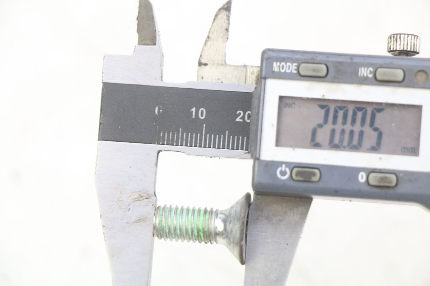 photo de VIS DISQUE DE FREIN PEUGEOT TKR TREKKER FURIOUS 50 (2005 - 2014)