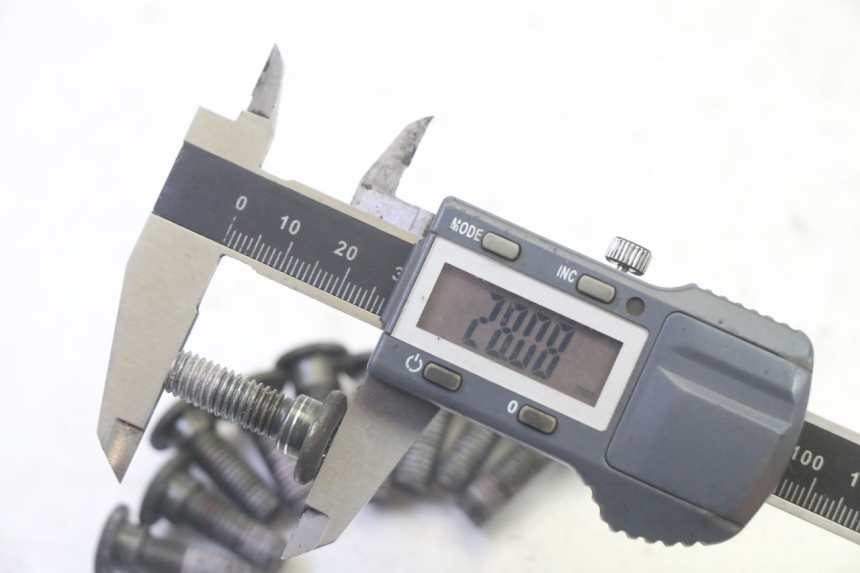 photo de VIS DISQUE DE FREIN PEUGEOT TWEET PRO EFI 4T 50 (2021 - 2022)