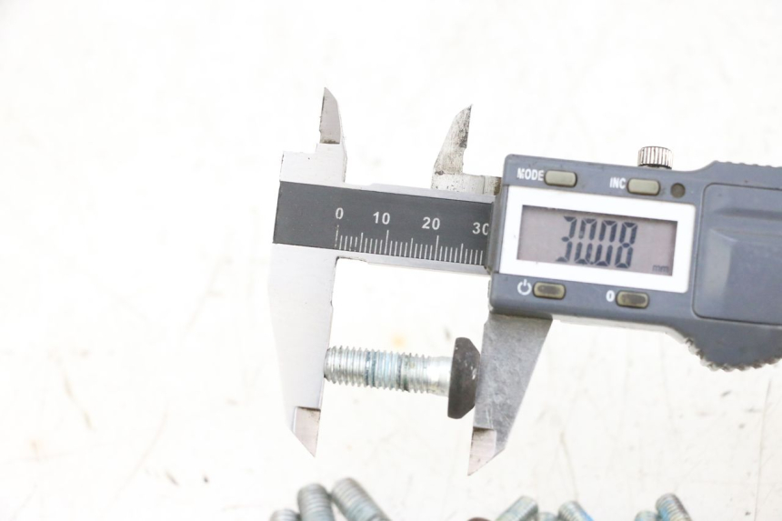 photo de VIS DISQUE DE FREIN YAMAHA X-MAX XMAX 125 (2010 - 2013) - Vue d’ensemble