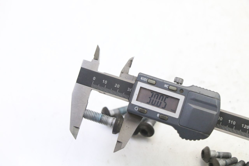 photo de VIS DISQUE DE FREIN YAMAHA XJ6 ABS 600 (2008 - 2016)